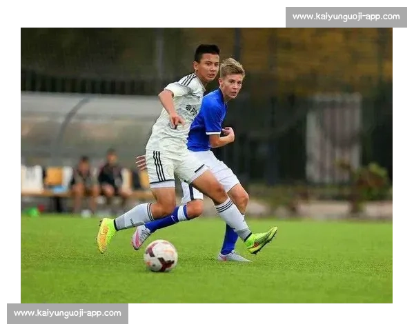 聚焦00后球员五大联赛出场时间的成长轨迹与竞争格局新趋势分析